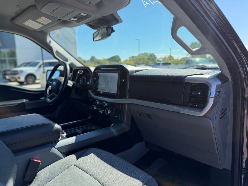 Used 2021 Ford F150 XLT w/ Equipment Group 302A High AWD/4WD image 9