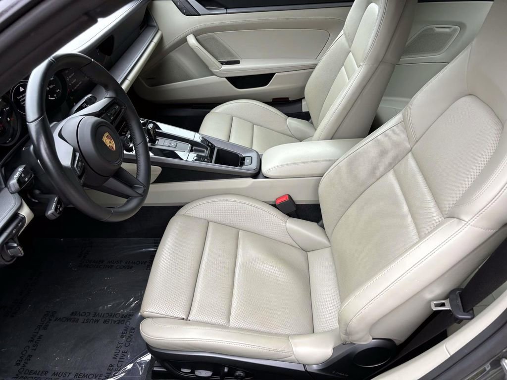 Certified 2022 Porsche 911 Carrera image 19