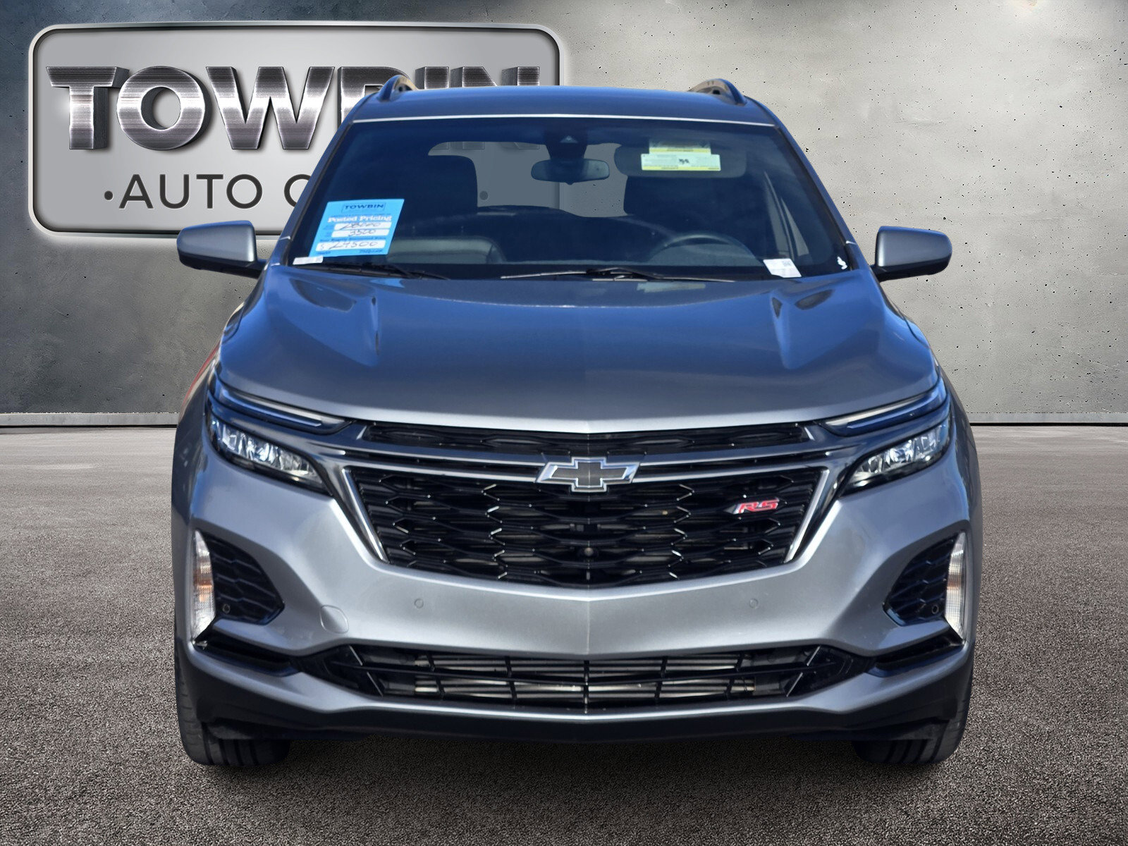 Used 2023 Chevrolet Equinox RS w/ RS Leather Package image 8