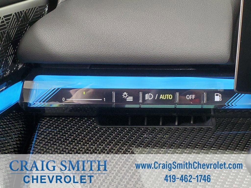 Used 2025 BMW M5 w/ Executive Package image 23