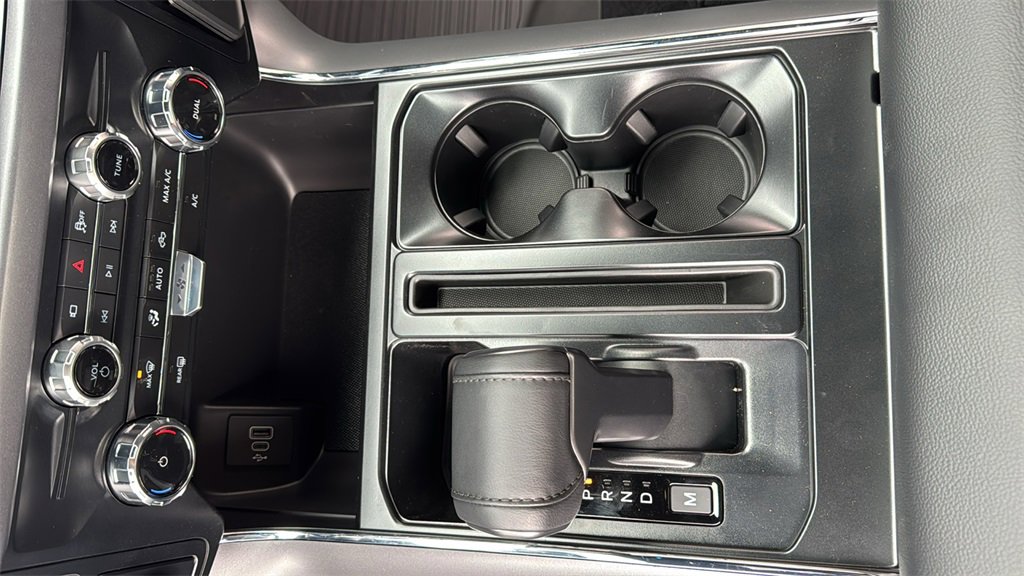 New 2025 Ford F150 XLT w/ Equipment Group 301A Standard image 16