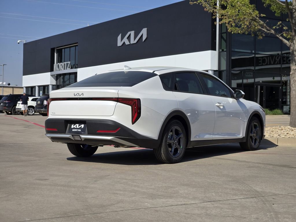 New 2026 Kia K4 FWD image 4