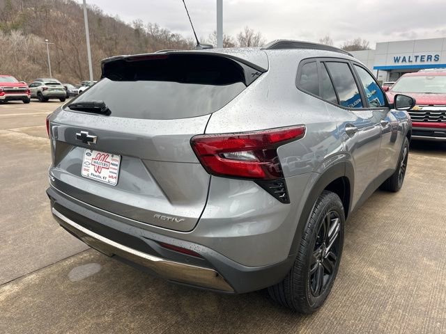 New 2026 Chevrolet Trax ACTIV w/ Driver Confidence Package image 2