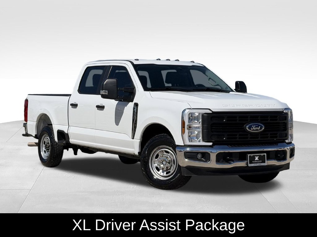 Used 2025 Ford F250 XL w/ XL Driver Assist Package RWD image 2