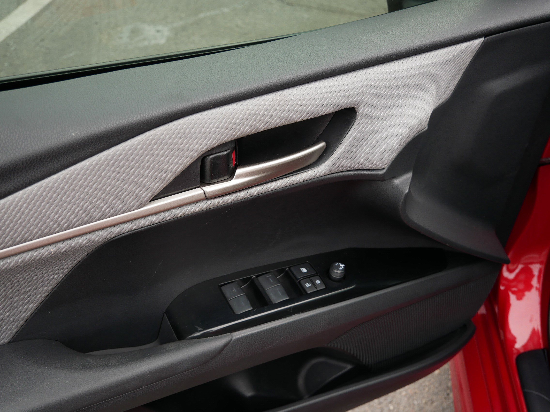 Certified 2025 Toyota Camry SE w/ Convenience Package image 20