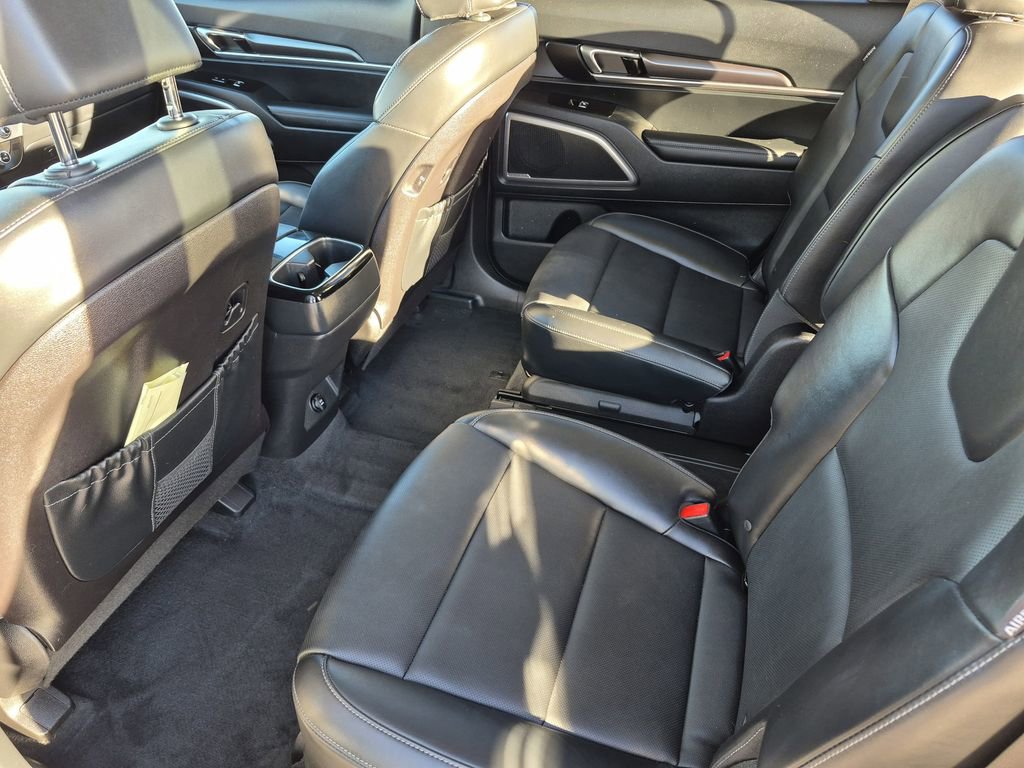 Certified 2025 Kia Telluride S image 13
