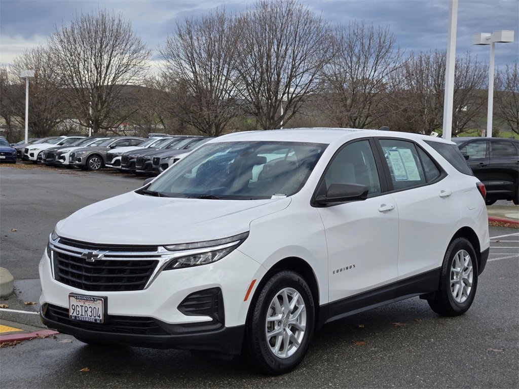 Used 2023 Chevrolet Equinox LS image 8