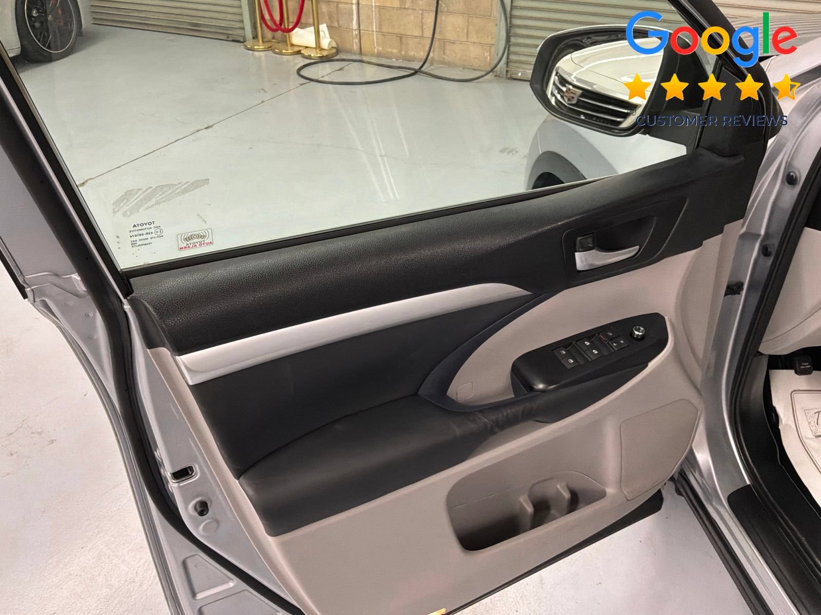 Used 2015 Toyota Highlander XLE FWD image 11