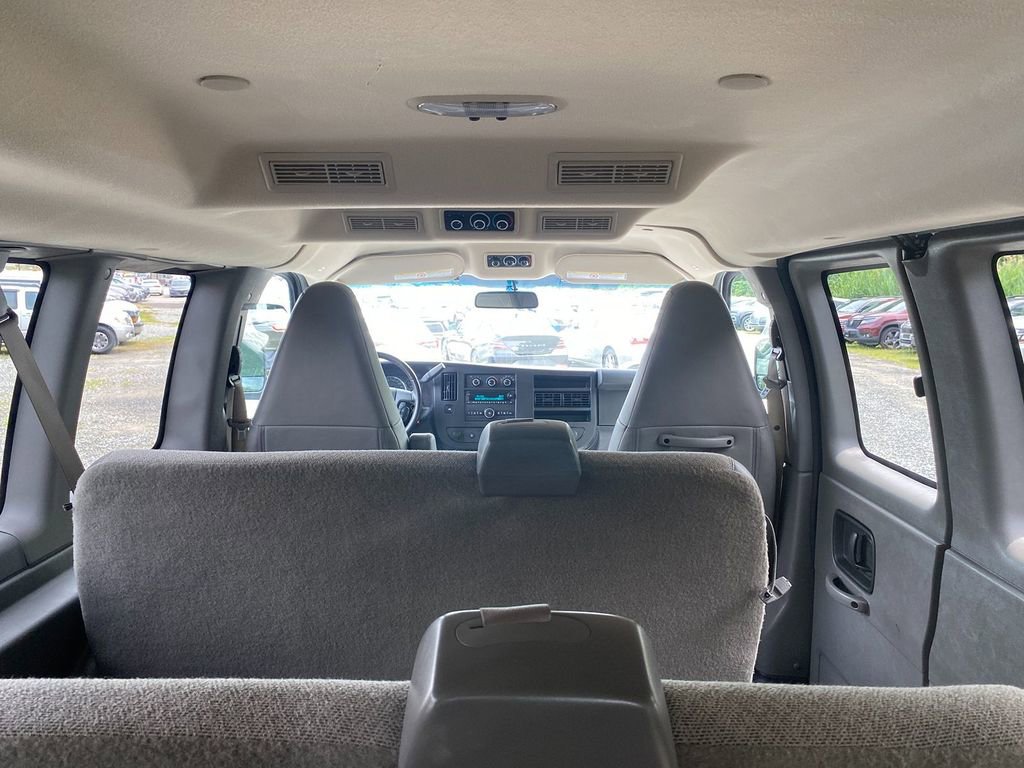 Used 2020 Chevrolet Express 2500 LS w/ Driver Convenience Package image 27
