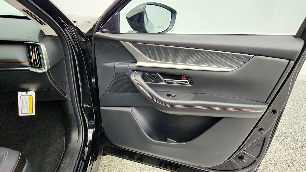 Used 2025 MAZDA CX-70 Plug-In Hybrid w/ Premium Pkg image 26