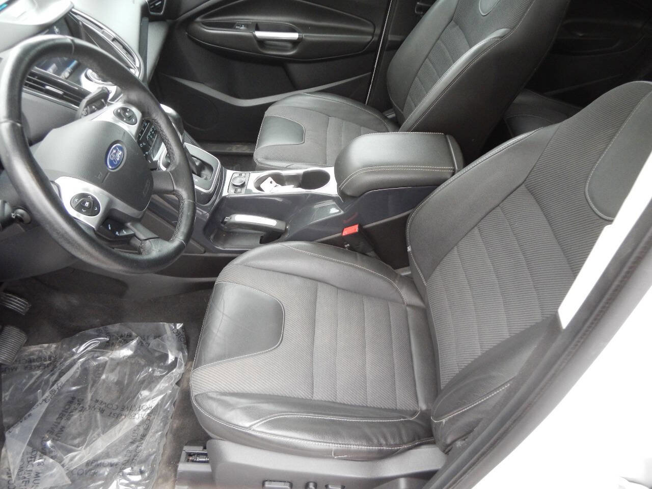 Used 2013 Ford Escape Titanium w/ Parking Technology Pkg image 26