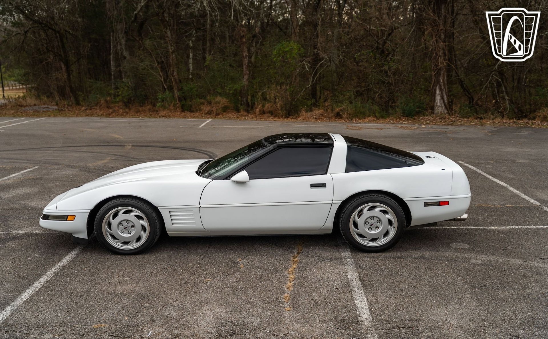 Used 1991 Chevrolet Corvette Coupe image 8