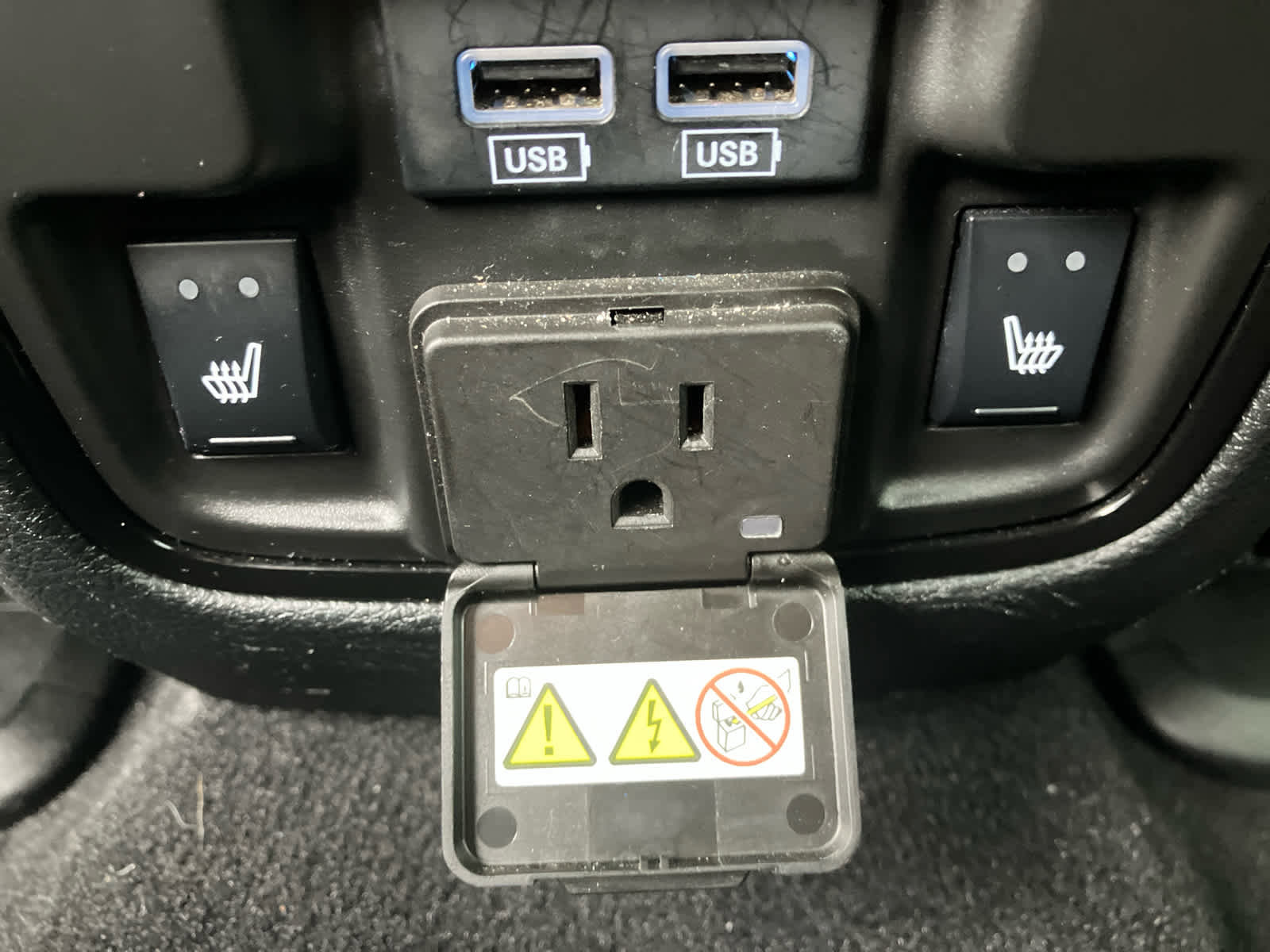 Used 2024 Dodge Durango GT image 39