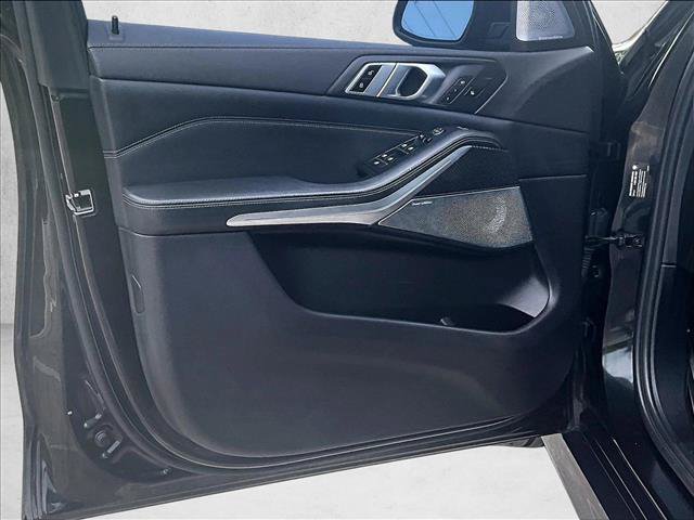 Used 2021 BMW X5 M50i w/ Executive Package AWD/4WD image 17