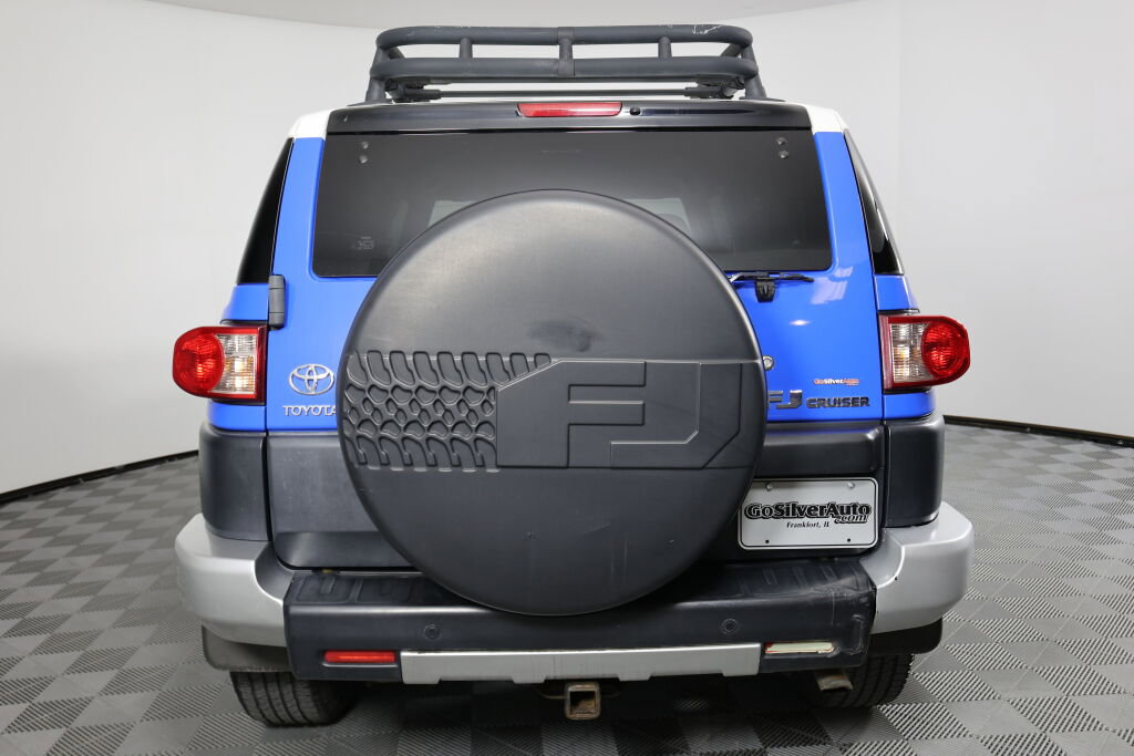Used 2007 Toyota FJ Cruiser 2WD image 3