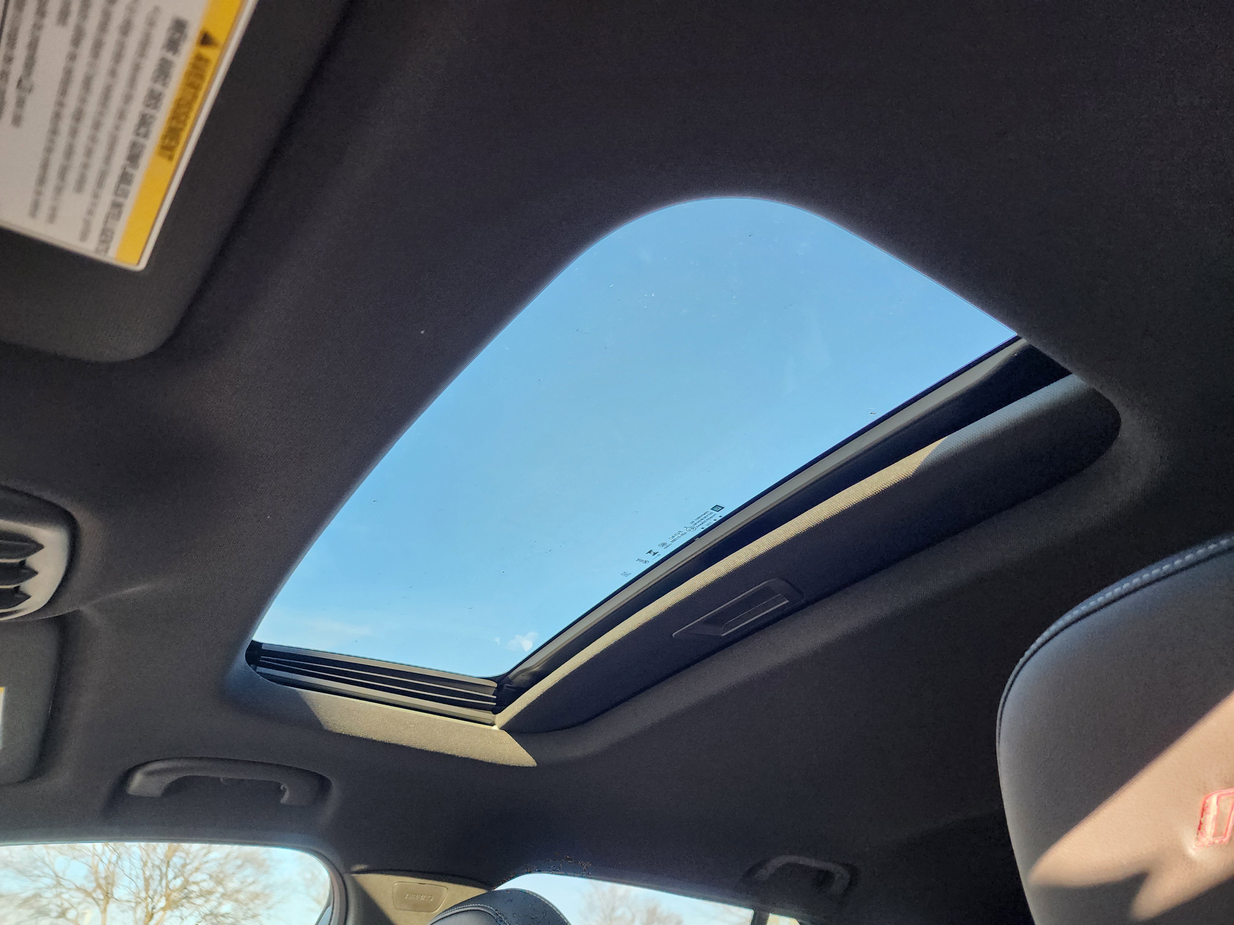 New 2026 Chevrolet Trax RS w/ Sunroof Package image 26