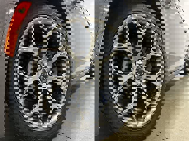 Used 2018 Chrysler 300 S w/ 300S Premium Group image 29