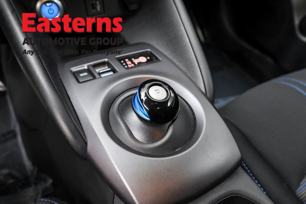 Used 2023 Nissan Leaf S image 13