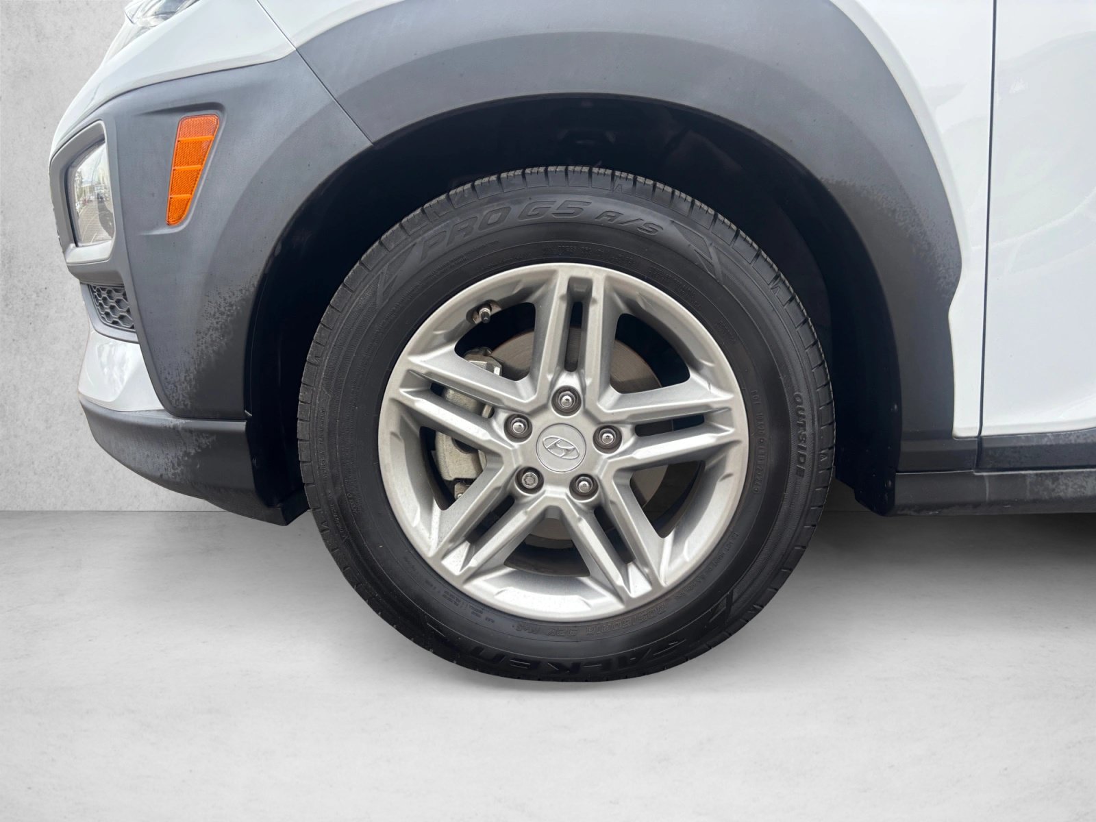 Used 2018 Hyundai Kona SE FWD image 9