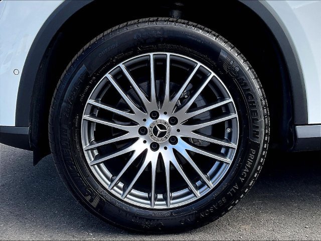 Used 2026 Mercedes-Benz GLC 300 4MATIC image 35