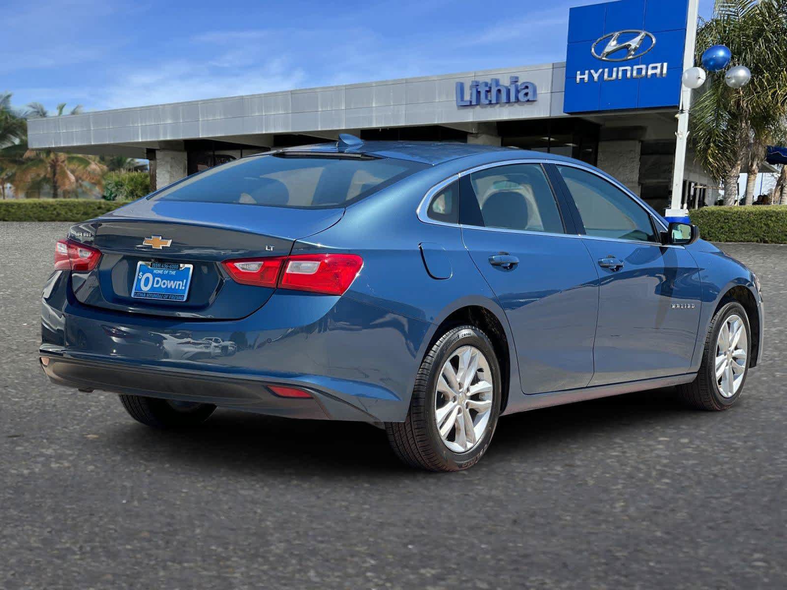 Used 2024 Chevrolet Malibu LT FWD image 3