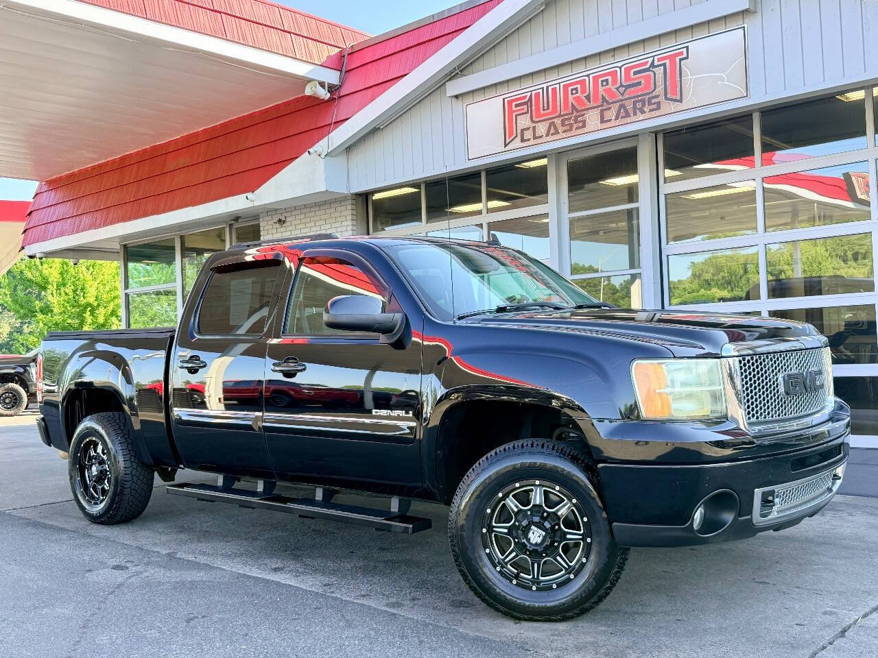 Used 2013 GMC Sierra 1500 Denali AWD/4WD image 1