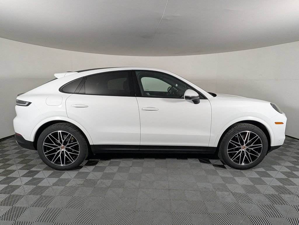 New 2026 Porsche Cayenne Coupe AWD/4WD image 8