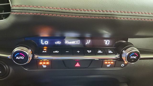 New 2026 MAZDA MAZDA3 Carbon AWD/4WD image 21