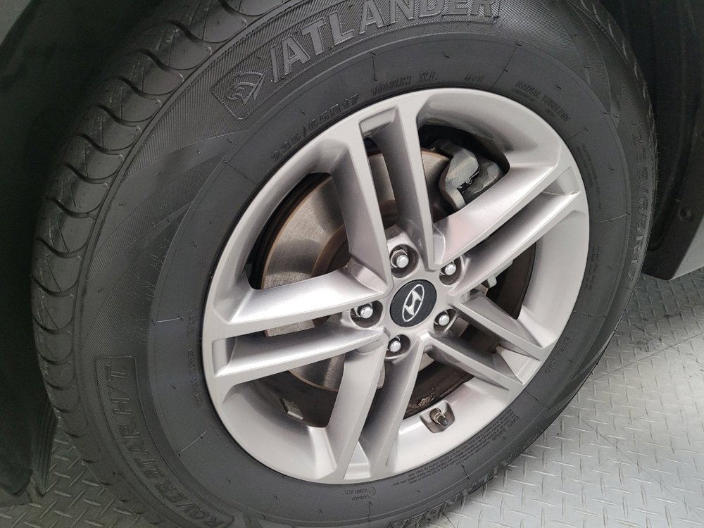 Used 2018 Hyundai Santa Fe Sport FWD image 31