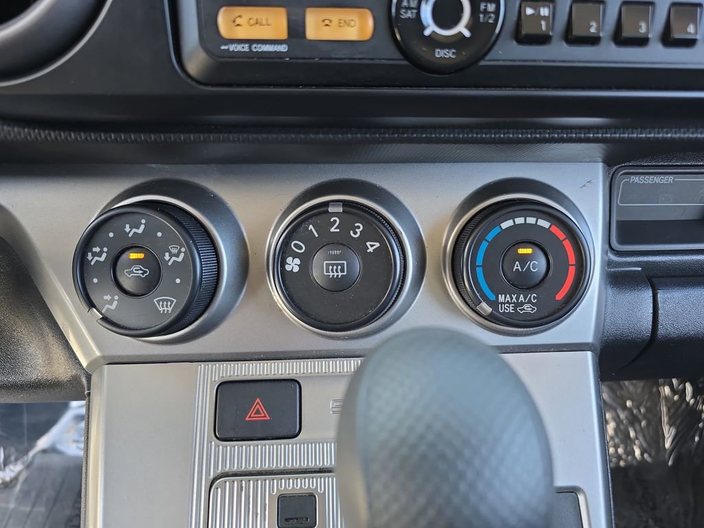 Used 2012 Scion xB FWD image 23