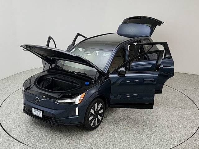 New 2026 Volvo EX90 Plus AWD/4WD image 36