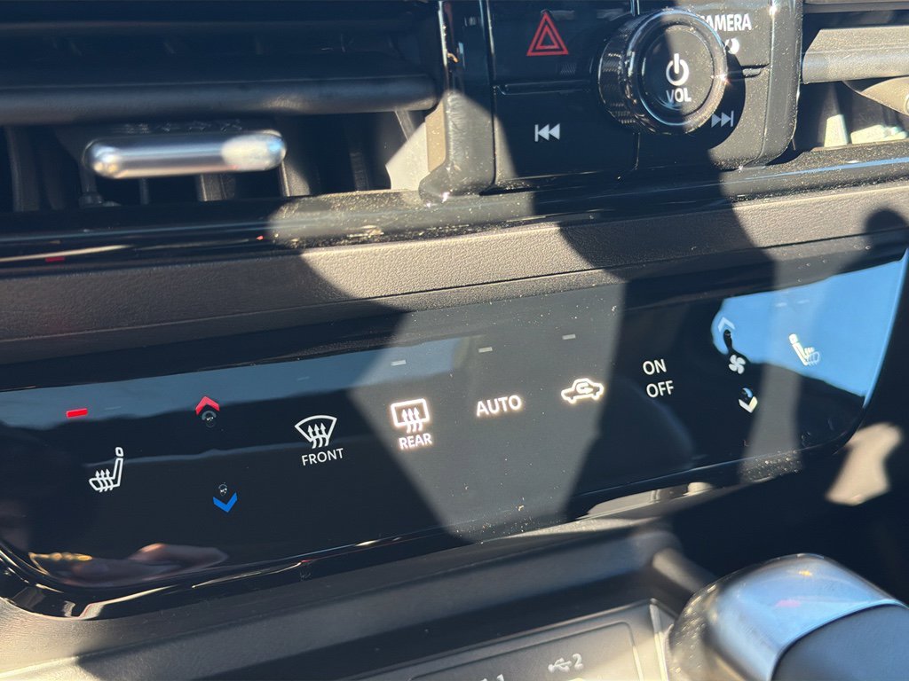 New 2026 Nissan Kicks SR w/ SR Premium Package image 27