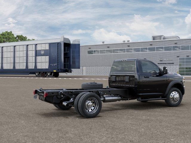 New 2026 RAM 4500 Tradesman w/ Chrome Appearance Group AWD/4WD image 4