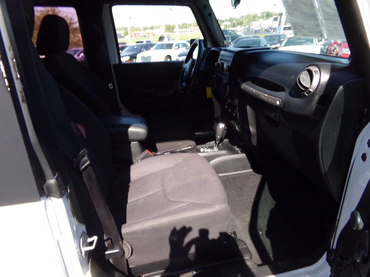 Used 2013 Jeep Wrangler Sport w/ Connectivity Group image 17