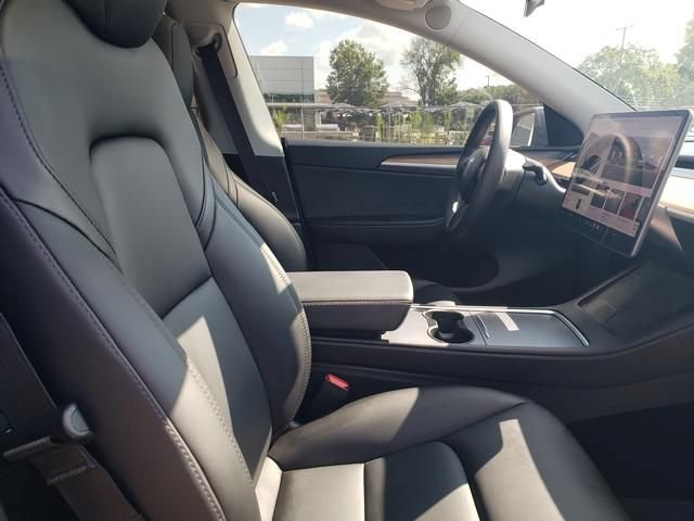 Used 2024 Tesla Model Y Performance AWD/4WD image 20