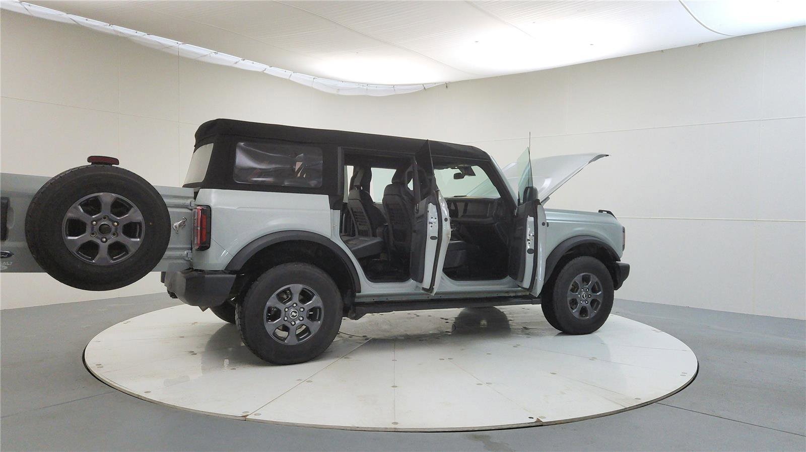 Used 2024 Ford Bronco Big Bend image 13