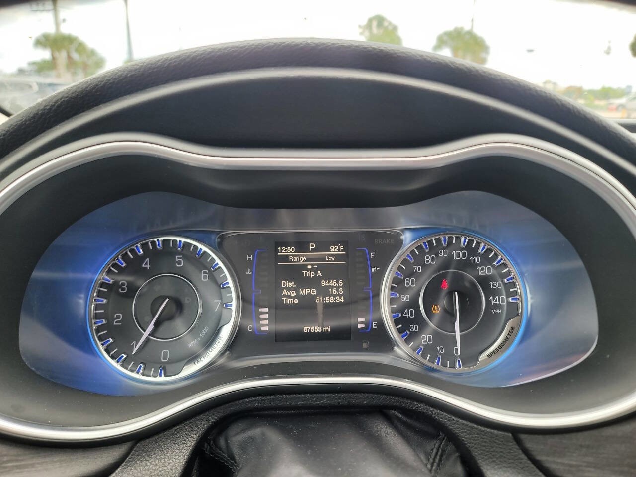 Used 2015 Chrysler 200 Limited FWD image 17