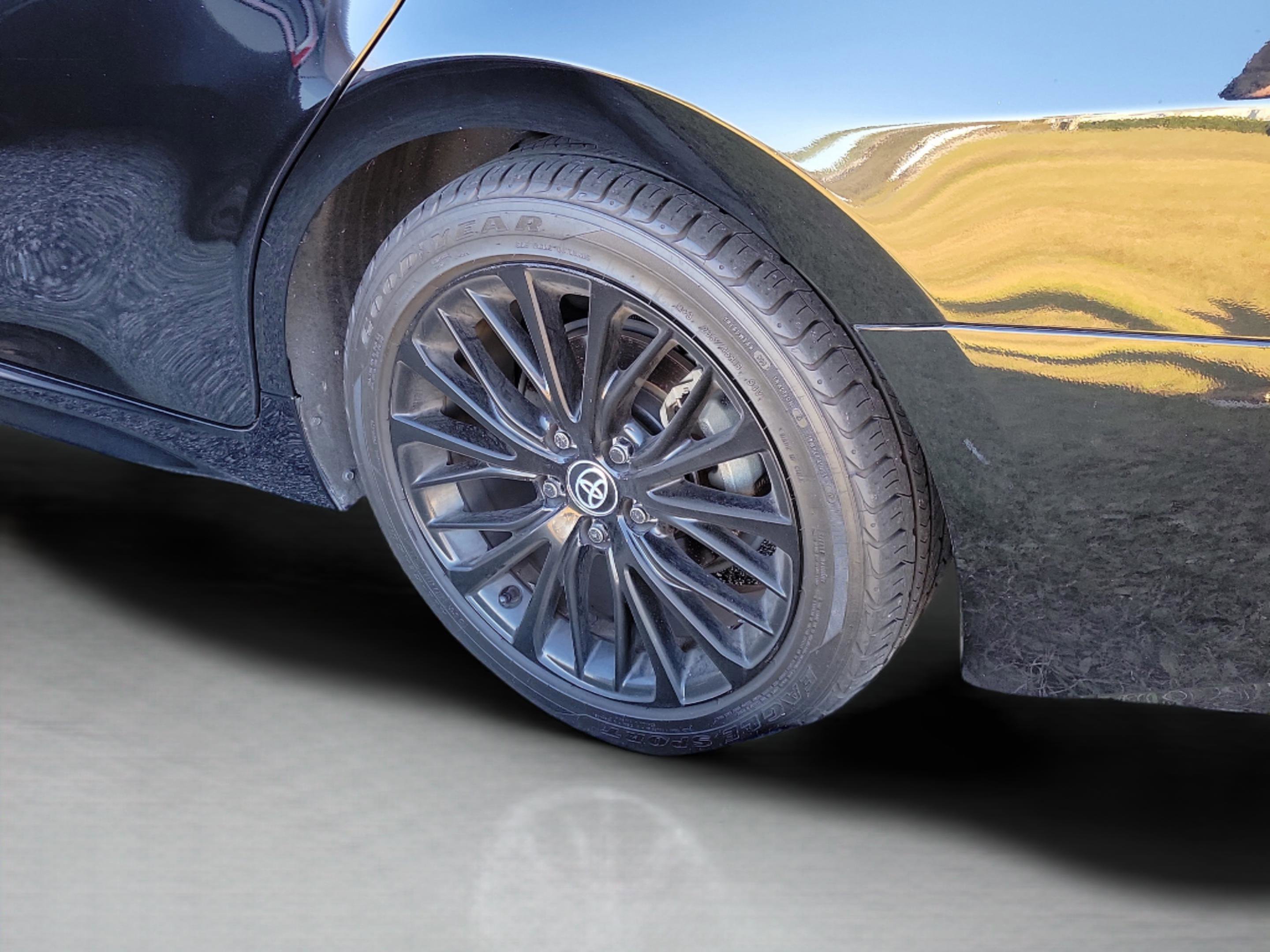 Used 2022 Toyota Camry SE image 19