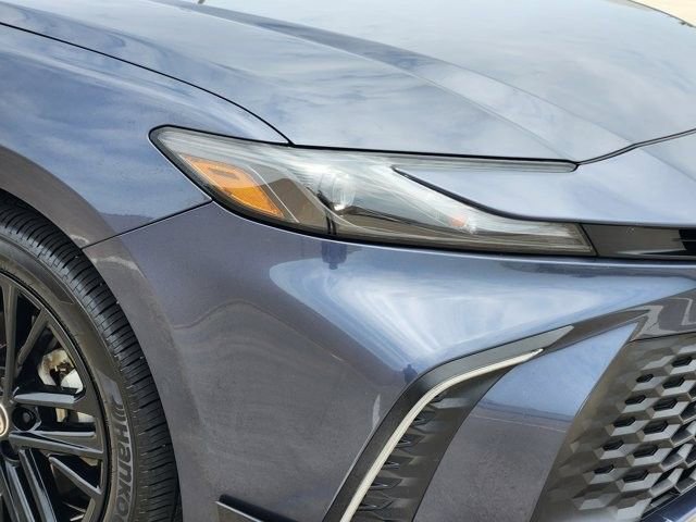 Used 2026 Toyota Camry SE w/ Convenience Package FWD image 9
