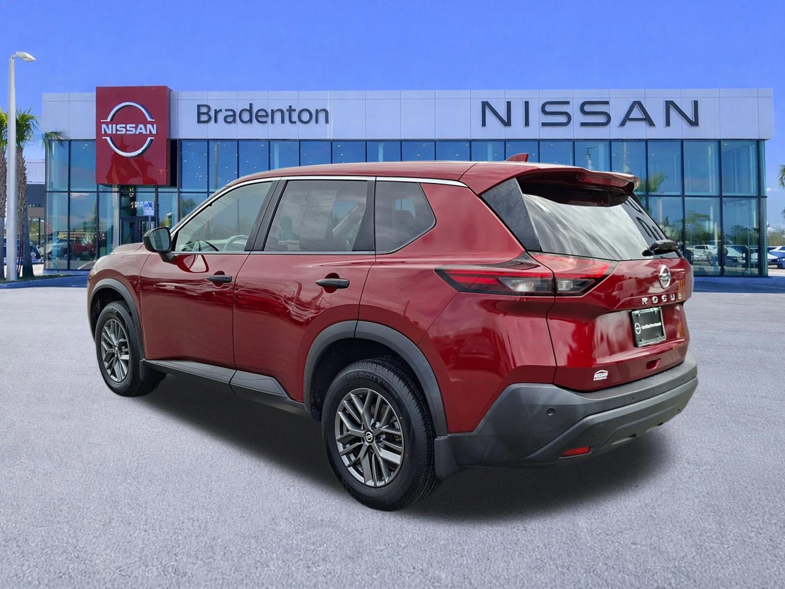 Used 2021 Nissan Rogue S image 7