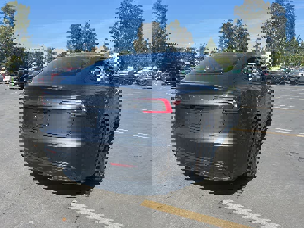 Used 2025 Tesla Model 3 Long Range image 3