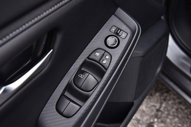 Certified 2025 Nissan Sentra SV image 9