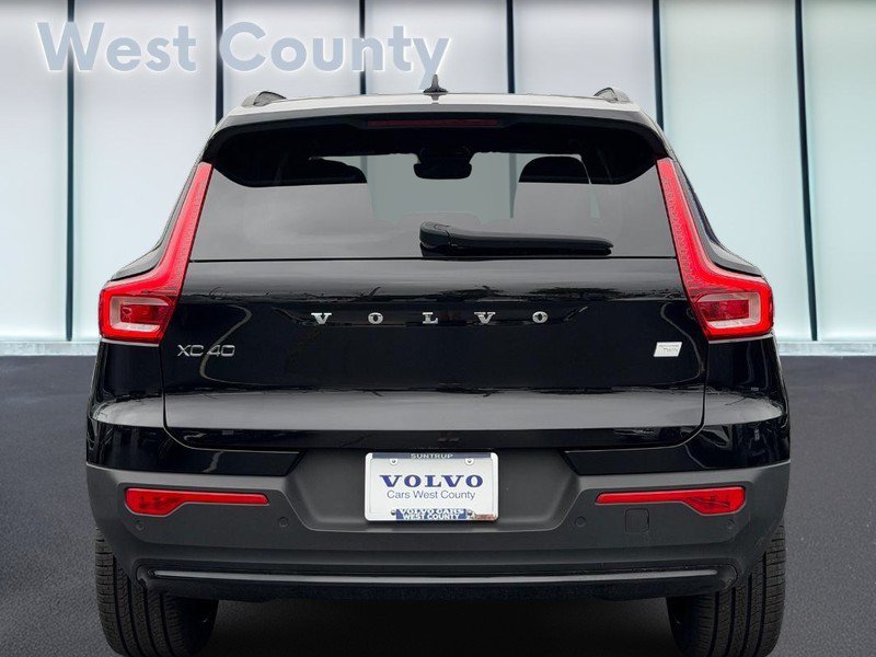 Certified 2023 Volvo XC40 Recharge Ultimate w/ Protection Package Premier AWD/4WD image 6