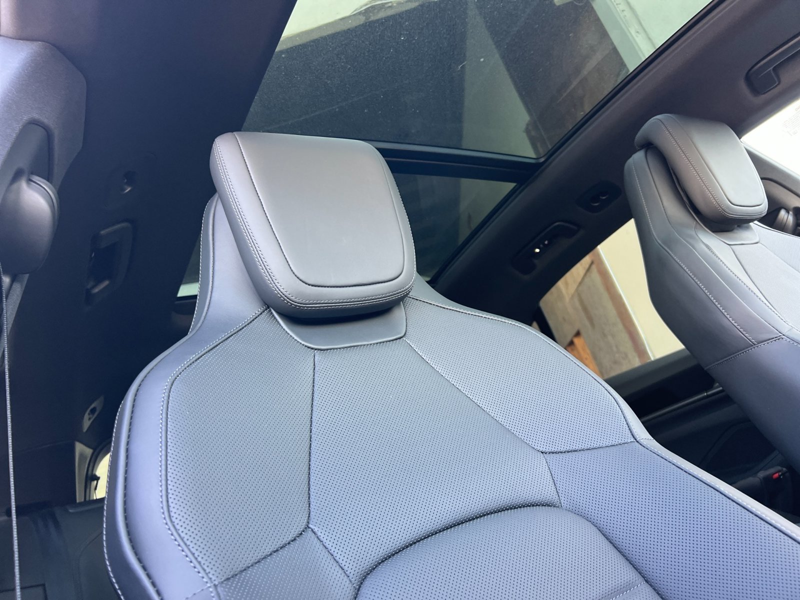 New 2026 Porsche Macan 4 Electric AWD/4WD image 19