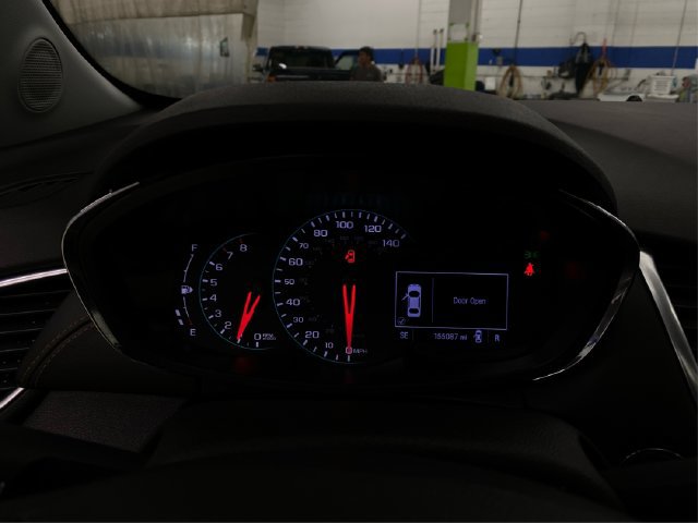 Used 2020 Chevrolet Trax Premier AWD/4WD image 22