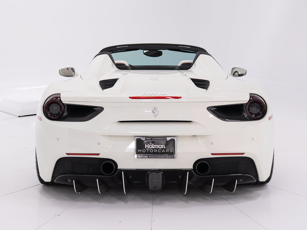 Used 2018 Ferrari 488 Spider RWD image 4