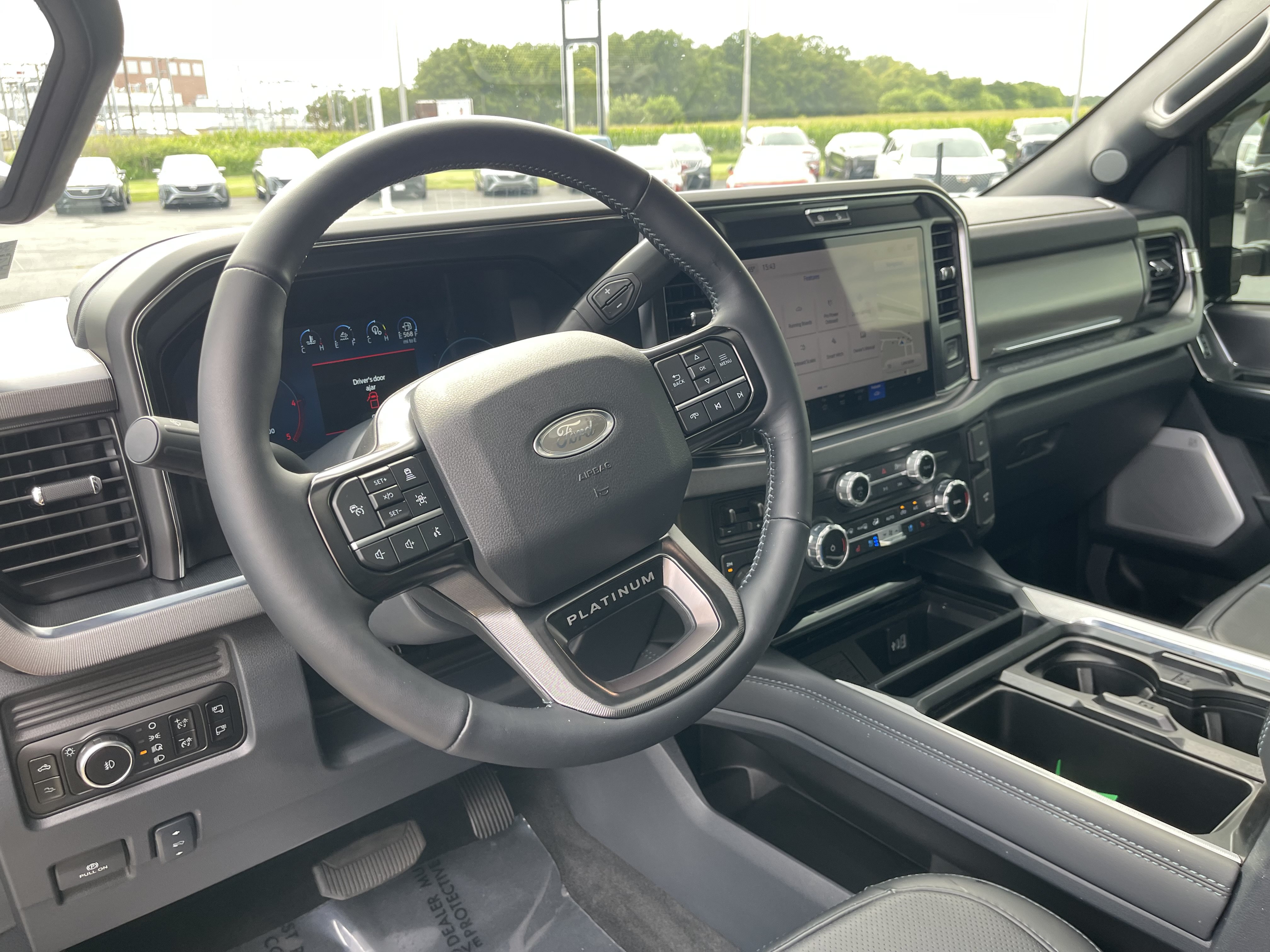 Used 2026 Ford F350 Platinum w/ Tremor Off-Road Package AWD/4WD image 20