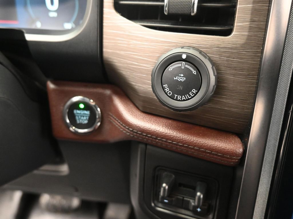 Used 2023 Ford Expedition Max Limited AWD/4WD image 17