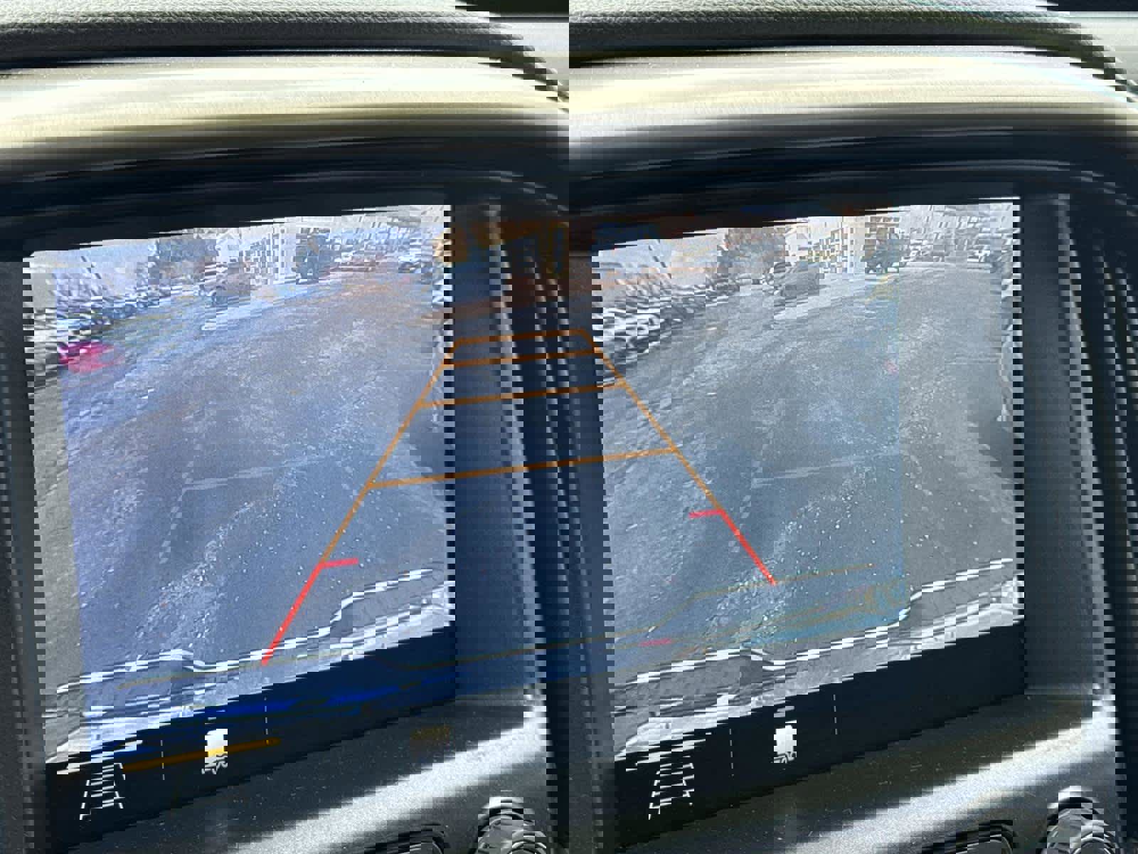 Used 2021 GMC Canyon Denali image 22