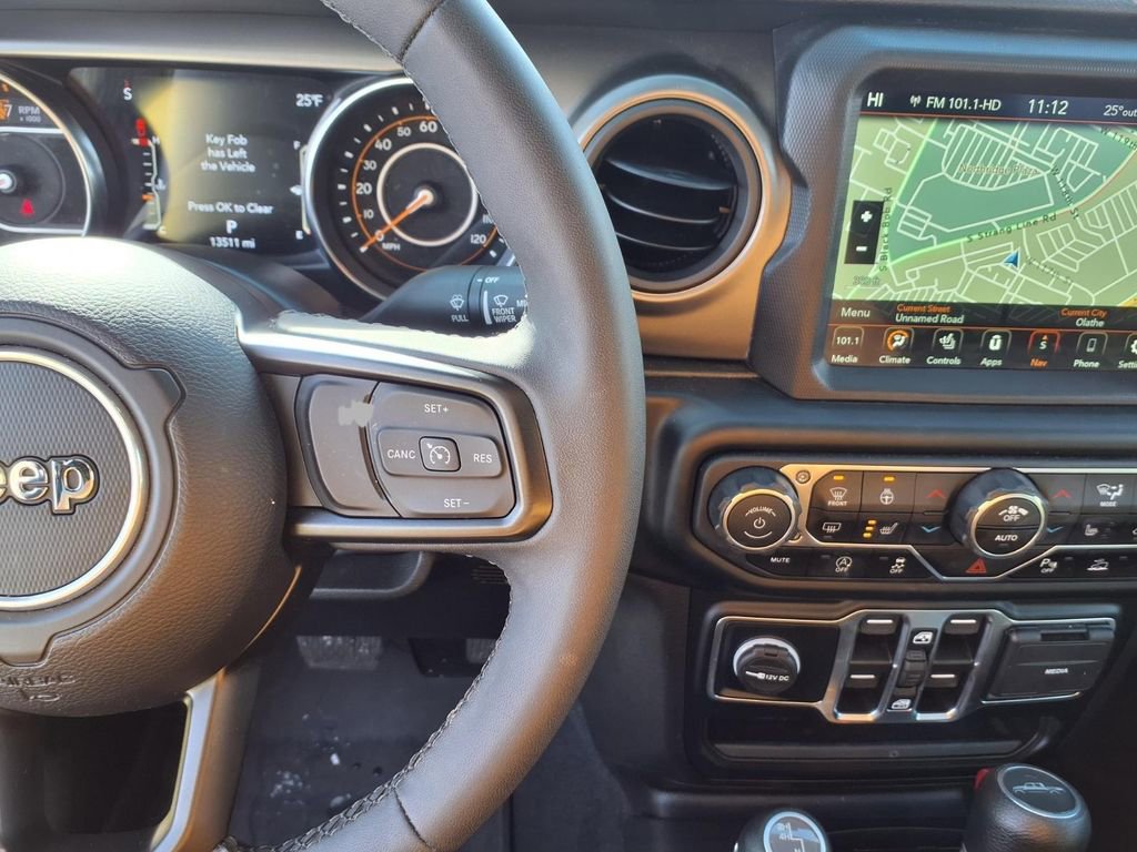 Certified 2023 Jeep Gladiator Sport image 12